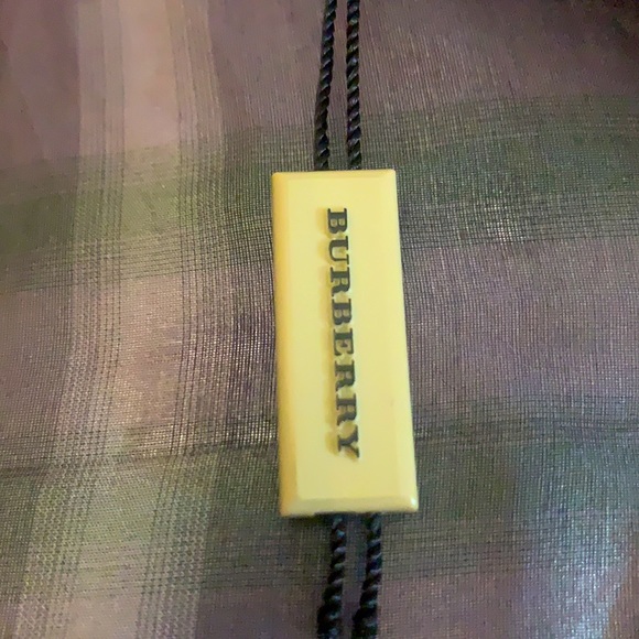 *Authentic* Burberry London Sheer Silk Blouse.  Sz 8 - Picture 6 of 6